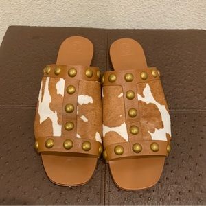 Tory Burch Blythe Calf Skin slides Size: 10